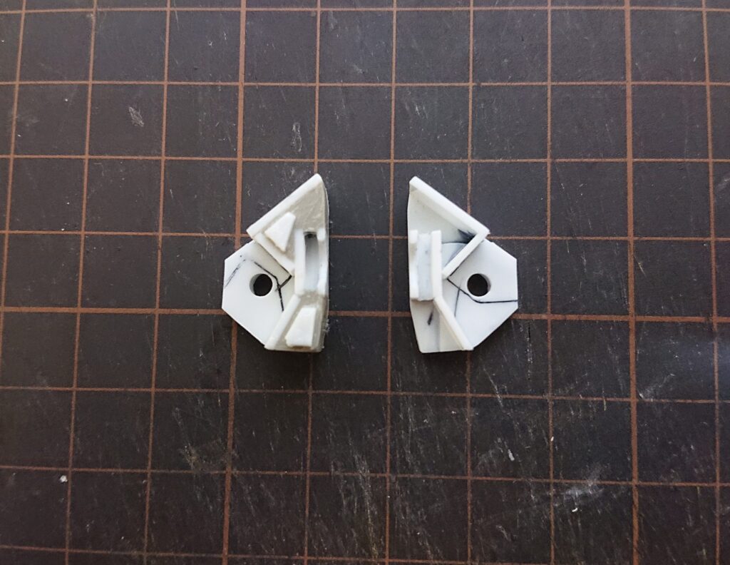 ゾイド　ルプス　尻尾基部分割