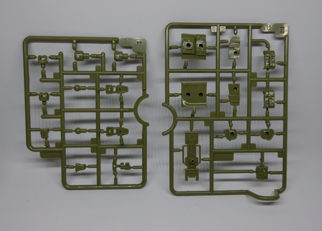 ヘキサギア　アーリーガバナー　密林戦仕様　ランナー